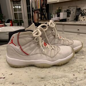 Nike Air Jordan Retro 11 Girls Sneaker 5.5Y